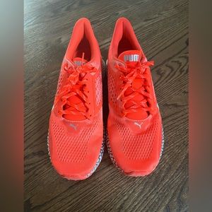 Puma Hybrid Astro Running Shoes Mens size 9